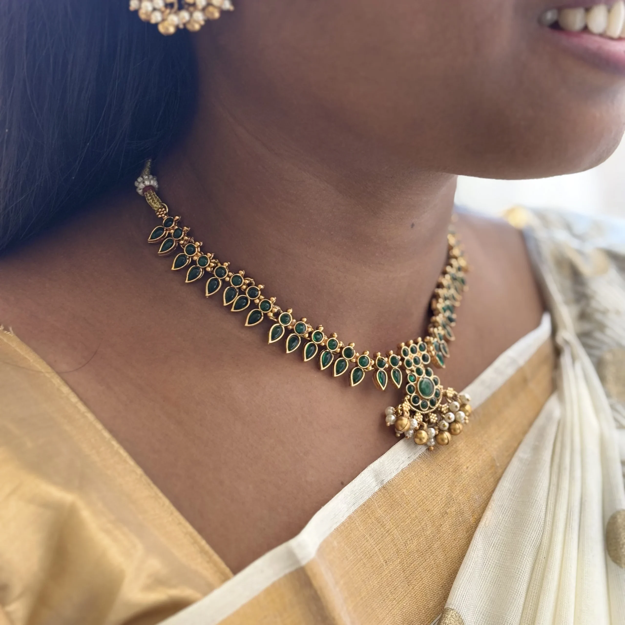 leaf motif green stone necklace with pearl drops – antique gold traditional jewellery leaf motif green stone necklace with pearl drops – antique gold traditional jewellery